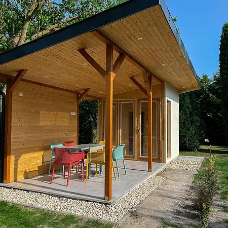 Nefelejcs-el Vendeghaz