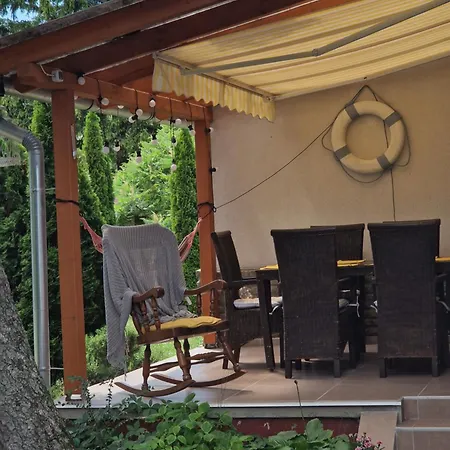Casa de Férias Nefelejcs-el Vendeghaz Balatonmáriafürdő